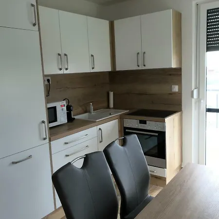 Napfeny Apartment *